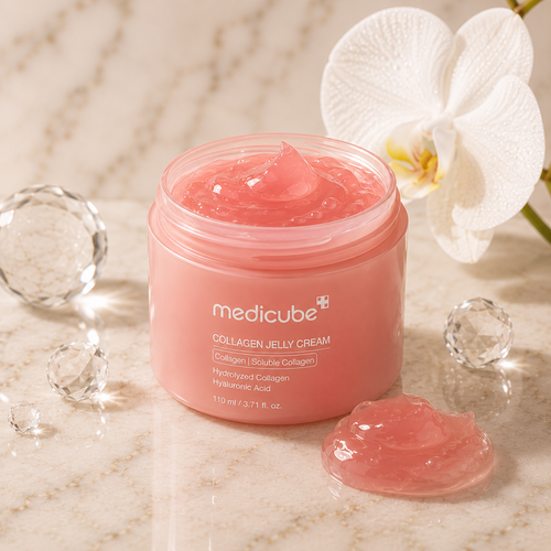 Medicube Collagen Jelly Cream (50ml) open jar with collagen jelly texture, Korean glass skin moisturizer with Triple Collagen and Hyaluronic Acid for deep hydration and firmer skin.
